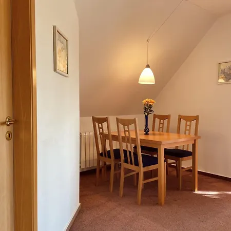 Sonnengelb - Fulgenhaus *